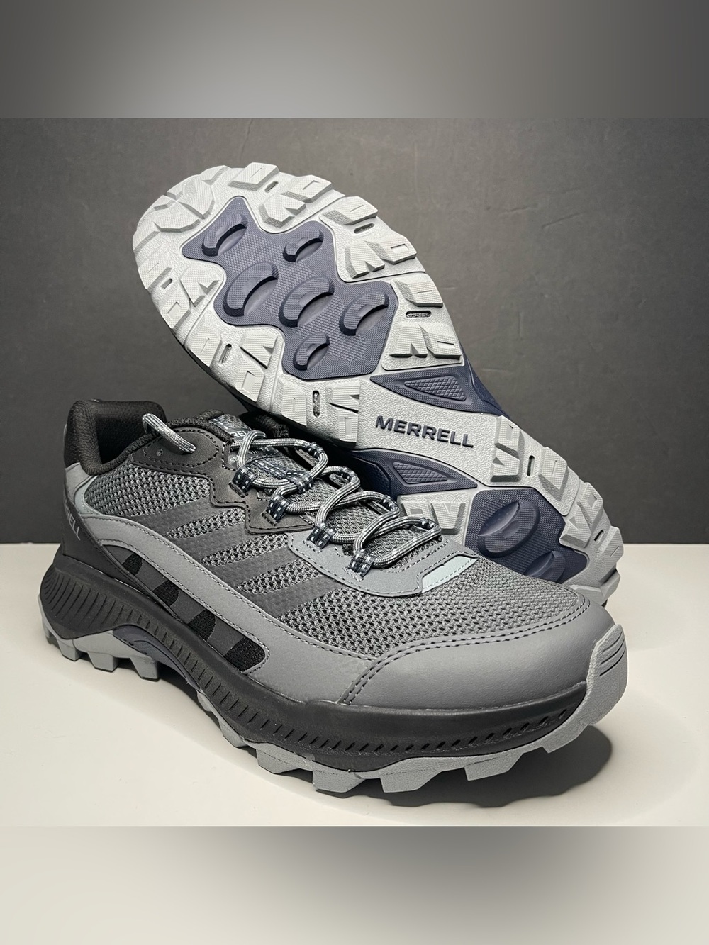 Merrell Men's Gray and Dark Gray Trail Sneakers